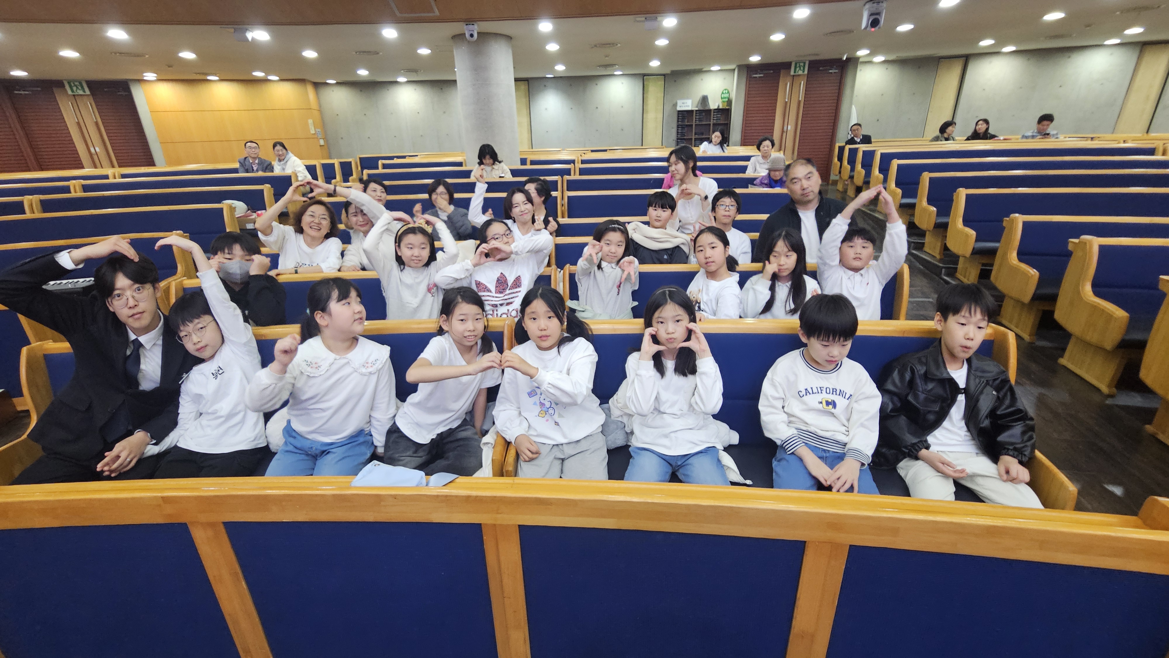 KakaoTalk_20251031_225217323_03.jpg KakaoTalk_20251031_225217323_03.jpg