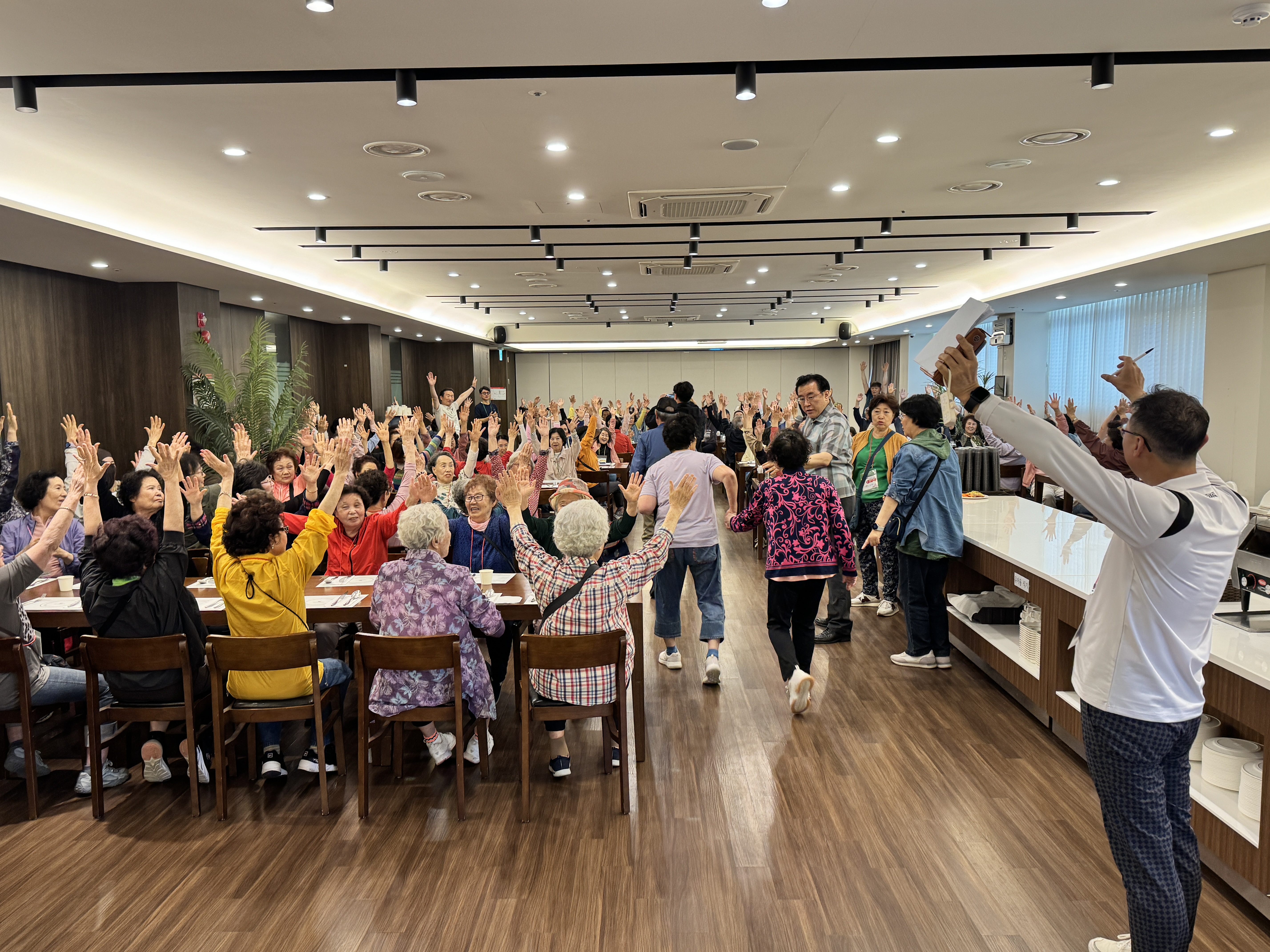 KakaoTalk_20250526_190416363_07.jpg